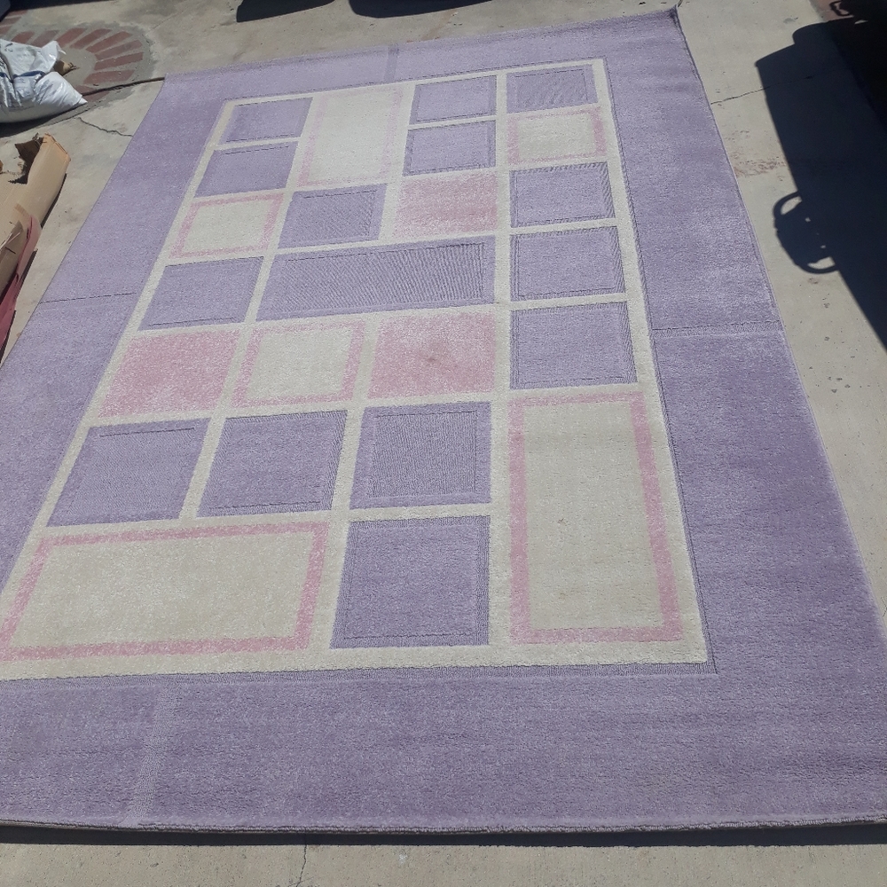 Area Rug Approx 10 x 6 Purple n White Merinos Inc.